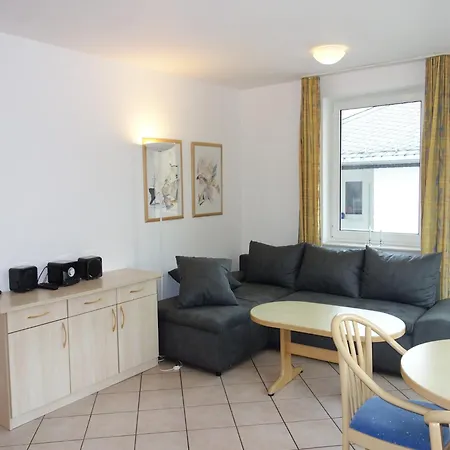 Large In With Balcony Apartman