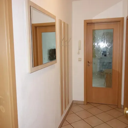 아파트 Grosse In Mit Balkon 빌링겐